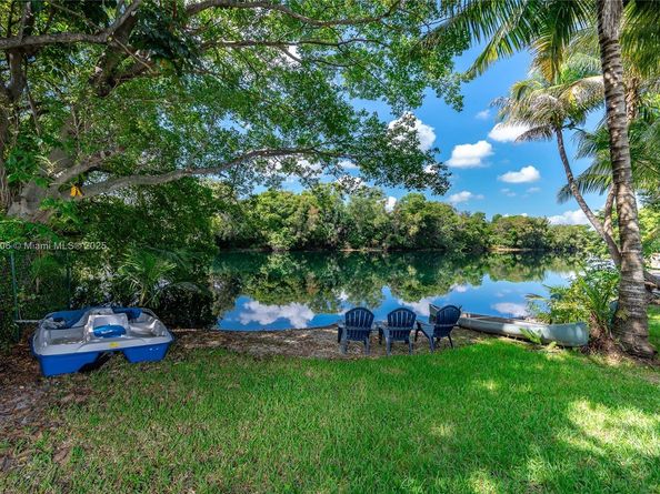 6704 Crooked Palm Ter, Miami Lakes FL 33014
