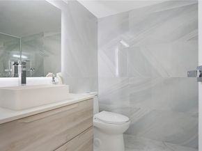 2017 S Ocean Dr 1206, Hallandale Beach FL 33009