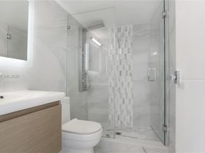 2017 S Ocean Dr 1206, Hallandale Beach FL 33009