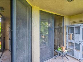 6666 SW 115th Ct 303, Miami FL 33173
