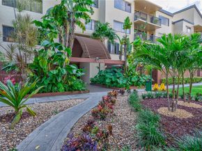 6666 SW 115th Ct 303, Miami FL 33173