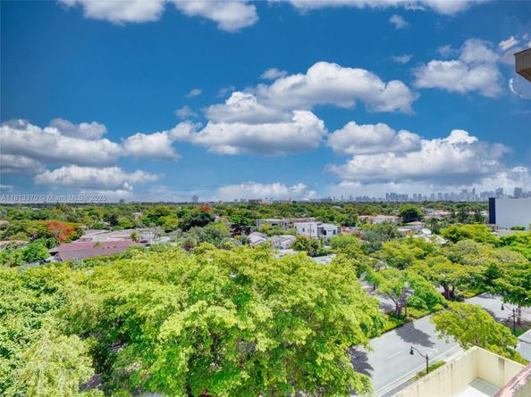 3000 Coral Way 815, Miami FL 33145