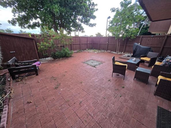 6211 SW 116th Pl, Miami FL 33173