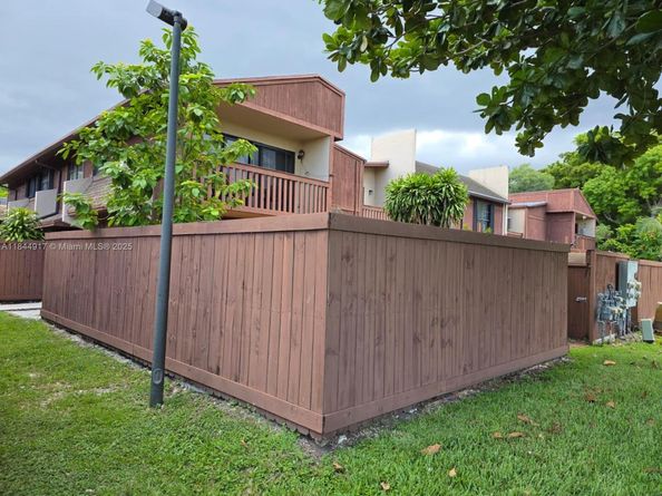 6211 SW 116th Pl, Miami FL 33173