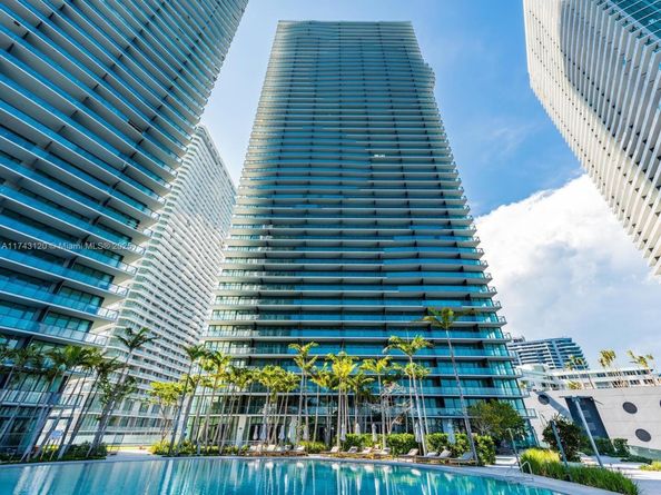 480 NE 31 604, Miami FL 33137