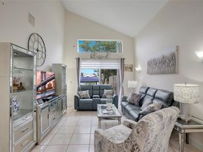 15865 NW 7th St, Pembroke Pines FL 33028