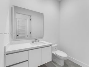 8220 SW 193rd Terrace, Cutler Bay FL 33157