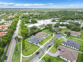 8220 SW 193rd Terrace, Cutler Bay FL 33157