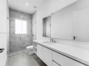 8220 SW 193rd Terrace, Cutler Bay FL 33157