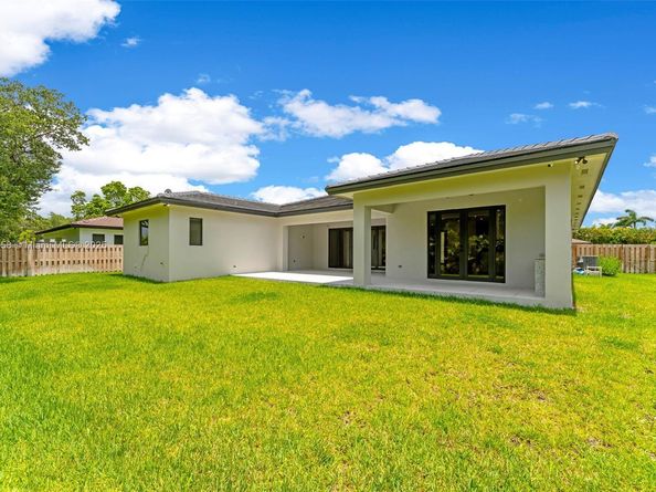 8220 SW 193rd Terrace, Cutler Bay FL 33157