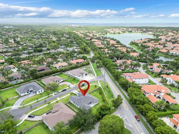8220 SW 193rd Terrace, Cutler Bay FL 33157