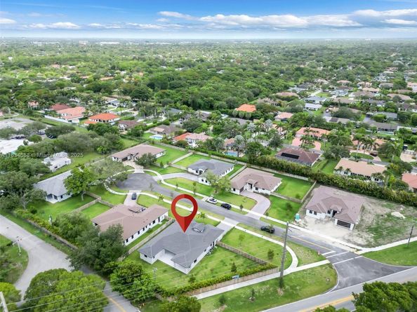8220 SW 193rd Terrace, Cutler Bay FL 33157