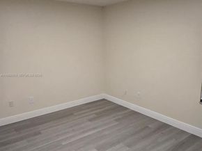 302 Lakeview Dr E, Royal Palm Beach FL 33411