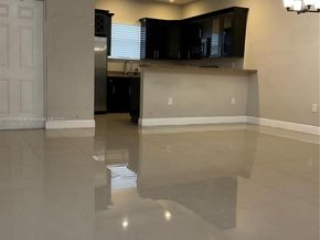 798 NE 43 St, Oakland Park FL 33334