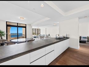 7055 Fisher Island Dr 7055, Miami Beach FL 33109