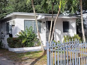 71 NE 67th St, Miami FL 33138