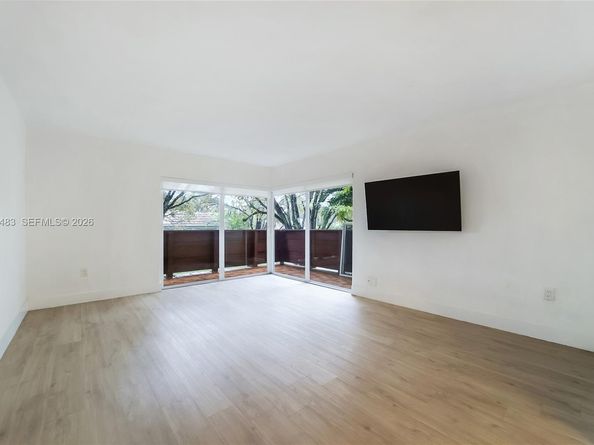 1205 Mariposa Ave 326, Coral Gables FL 33146