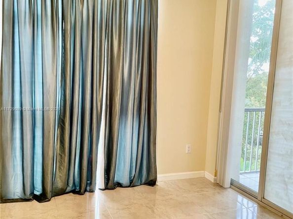 9805 NW 52nd St 411, Doral FL 33178