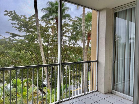 9805 NW 52nd St 411, Doral FL 33178