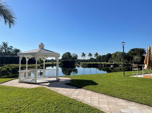 9805 NW 52nd St 411, Doral FL 33178