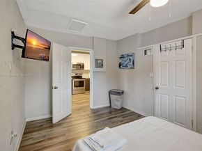 6039 SW 38th St, Miramar FL 33023