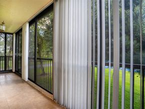 150 S Hollybrook Ter 208, Pembroke Pines FL 33025