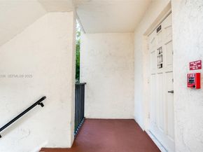 150 S Hollybrook Ter 208, Pembroke Pines FL 33025