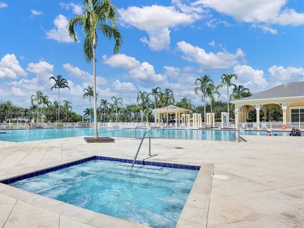 205 SE 29th Ter 1, Homestead FL 33033