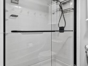 13100 SW 11th Ct 407C, Pembroke Pines FL 33027