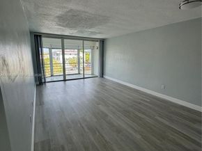 1398 NE 191st St C305, Miami FL 33179
