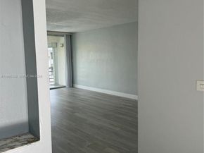 1398 NE 191st St C305, Miami FL 33179