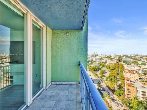 90 Alton Rd 1907, Miami Beach FL 33139