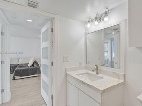 90 Alton Rd 1907, Miami Beach FL 33139