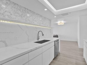 90 Alton Rd 1907, Miami Beach FL 33139