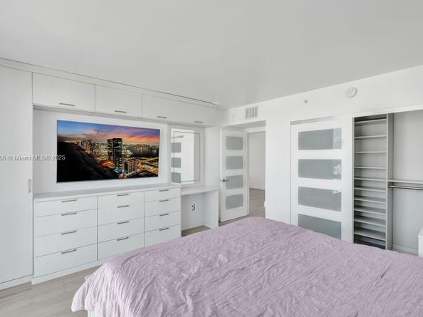 90 Alton Rd 1907, Miami Beach FL 33139