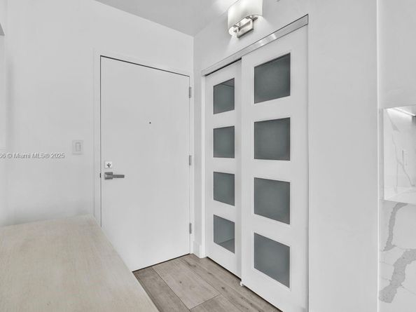 90 Alton Rd 1907, Miami Beach FL 33139