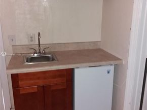 1498 NE 180th St, North Miami Beach FL 33162