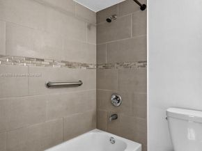 1498 NE 180th St, North Miami Beach FL 33162