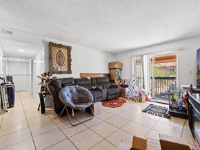 2020 NW 119th St 1122, Miami FL 33167