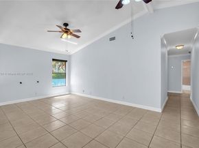 66 Forest Cir, Cooper City FL 33026