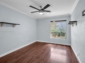 66 Forest Cir, Cooper City FL 33026