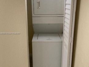 315 NW 84th Ter 315, Miami FL 33150