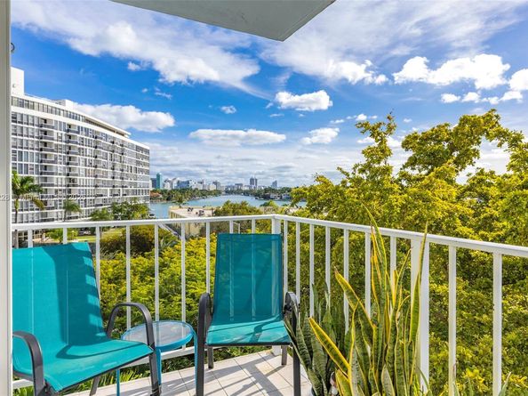 6900 Bay Dr 5C, Miami Beach FL 33141