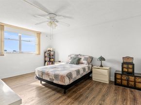 6900 Bay Dr 5C, Miami Beach FL 33141