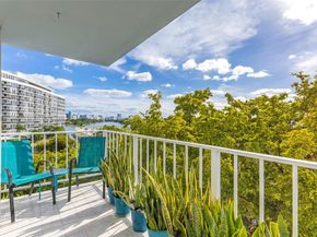 6900 Bay Dr 5C, Miami Beach FL 33141