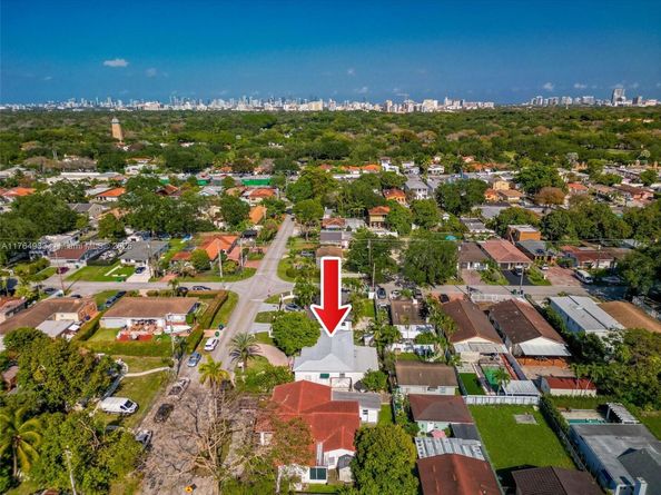 5810 SW 22nd St, Miami FL 33155