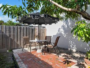 5810 SW 22nd St, Miami FL 33155