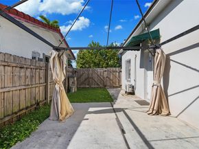 5810 SW 22nd St, Miami FL 33155