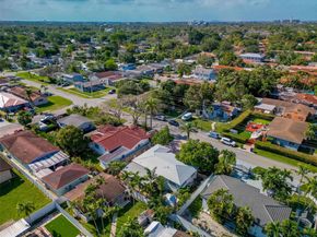 5810 SW 22nd St, Miami FL 33155