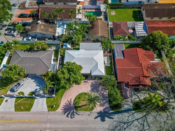 5810 SW 22nd St, Miami FL 33155
